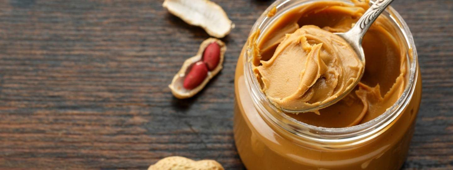 Peanut Butter - Beurre de cacahuète Pot de 450g Pâte à tartinée protéinée  28% protéines Riche en fibres, sans sel Idéal pour régime cétogène Sans  huile de palme, OGM ni conservateurs Eric